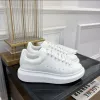 Adidasi barbati casual VIP ZR 111